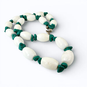 Turquoise Necklace Southwest Native Style 20 Inch Green Nevada Turquoise Nugget